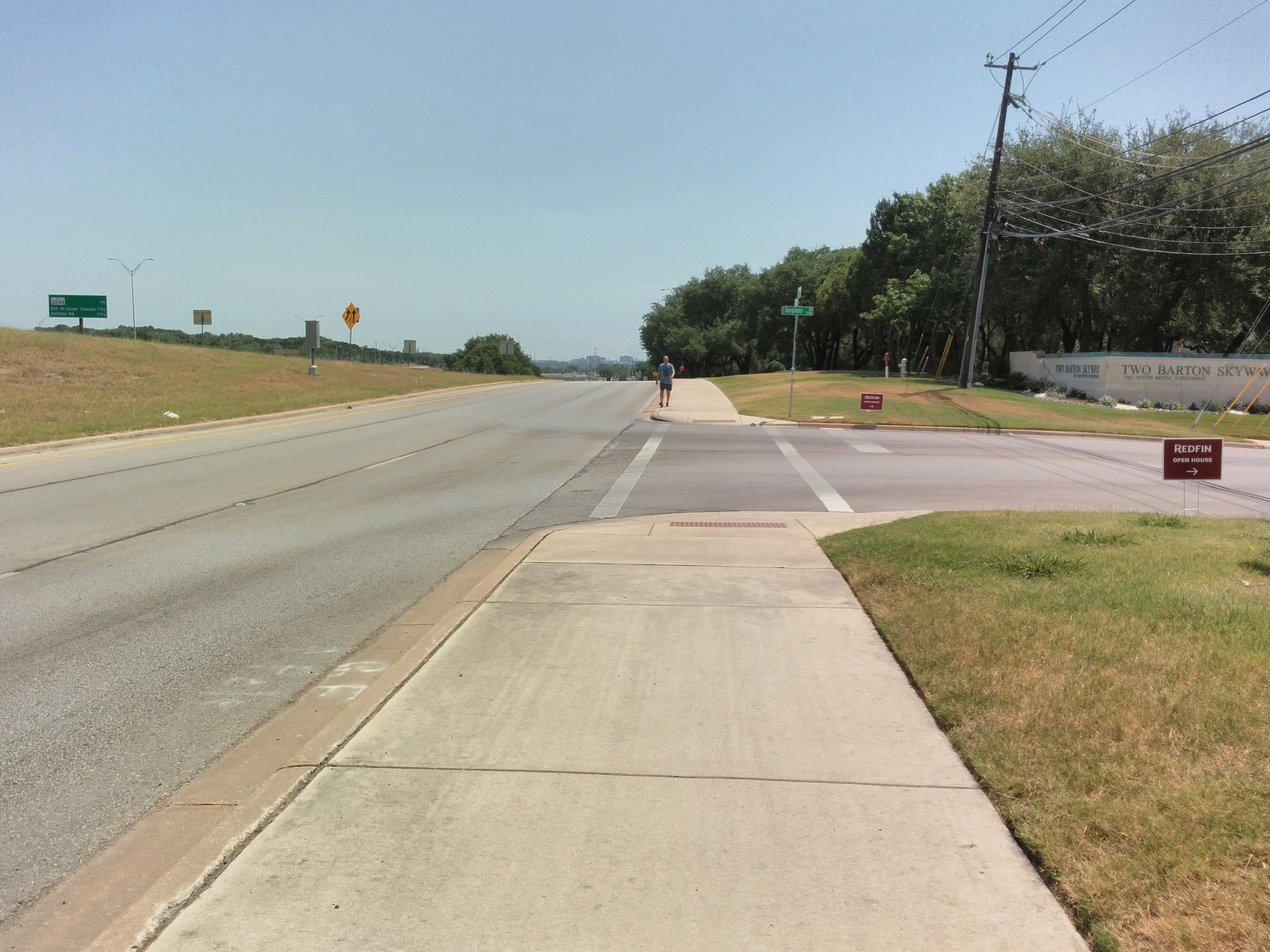 Coming from Zilker Park, the cycling route is on a wide sidewalk (only Austin would call it a “multi-use trail”).
