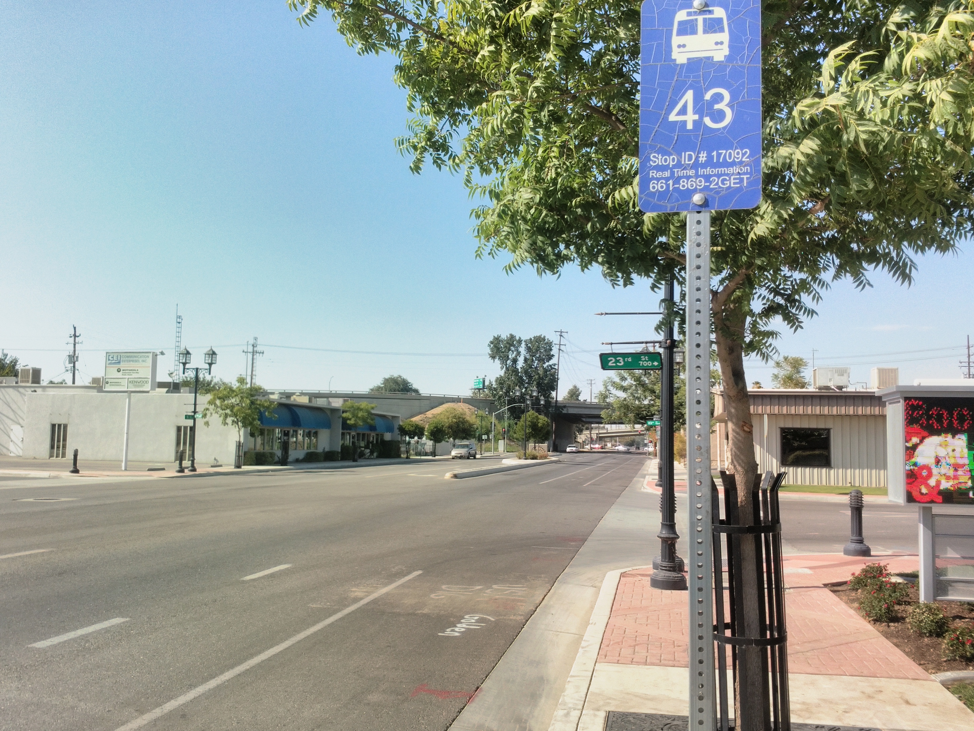 GET bus stop for Route 43, which was my ride home. Annoyingly, it lacks a QR code for GET’s realtime arrival system.